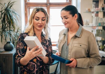 Kosmetika, líčení, permanentní make-up, vizážistika, anti-aging, luxusní kosmetické ošetření